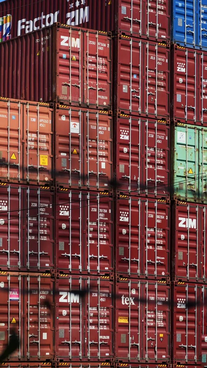 Shipping logistics